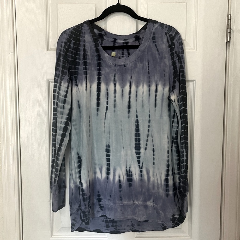 Halcyon L blue tie dye ombré sweatshirt pullover sweater long tunic crew neck